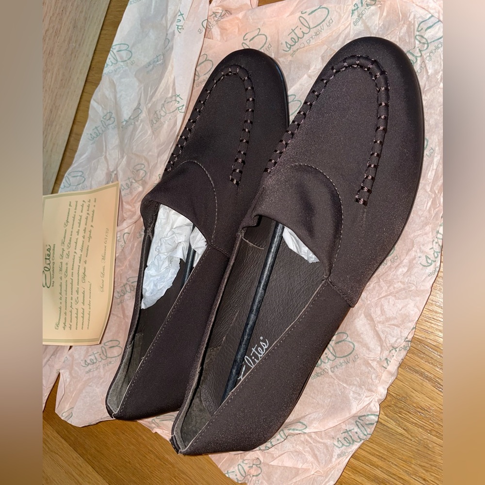 Shoes - Picture 9 of 10